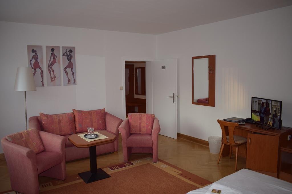 Hotel Seeschloesschen Грос-Керіс Екстер'єр фото